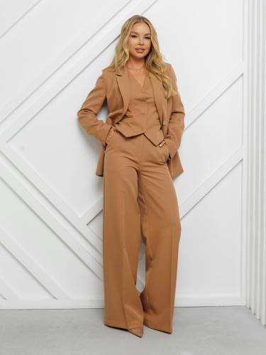 Брючный костюм-тройка женский, кофейный