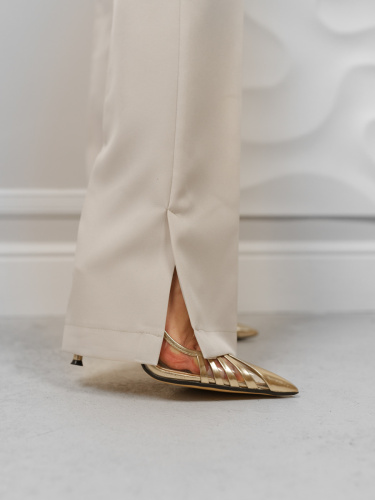 Брюки женские классические с разрезами сбоку, бежевые