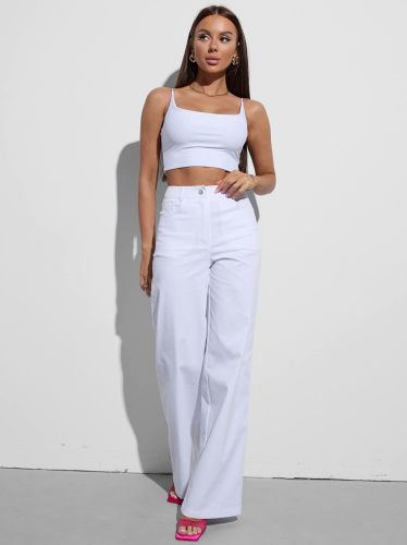 Джинсы трубы женские, белые