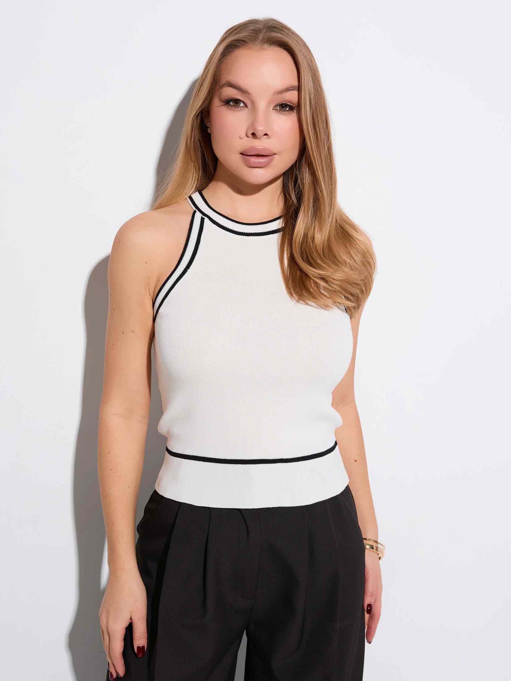 Топ трикотажный базовый, белый