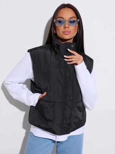 Жилет женский утепленный укороченный