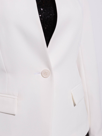 Жакет женский приталенный с воротником-стойкой