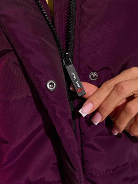 Жилет женский утепленный прямого кроя, черничный