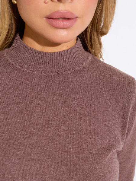 Джемпер классический с горлом