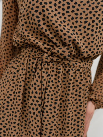 Платье женское классическое, бежево-черный леопадр