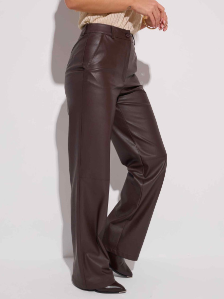 Женские брюки из эко-кожи свободного кроя, горький шоколад