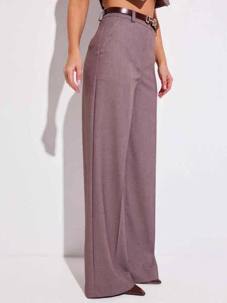 Брючный костюм-тройка женский с двубортным жакетом, капучино