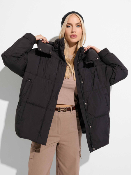 Зимний пуховик удлиненный с капюшоном, черный