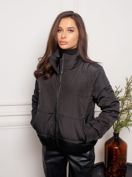 Куртка женская утепленная, черная