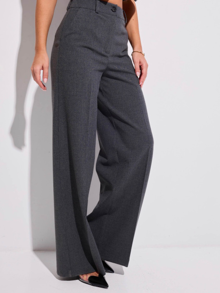 Брючный костюм-тройка женский с двубортным жакетом, графит