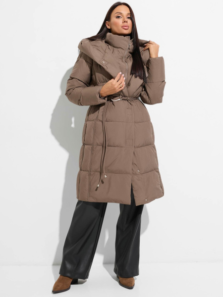 Зимнее пальто с капюшоном и съемным поясом