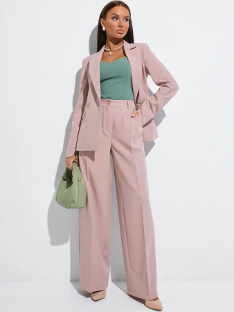 Жакет женский приталенный двубортный, темно-бежевый