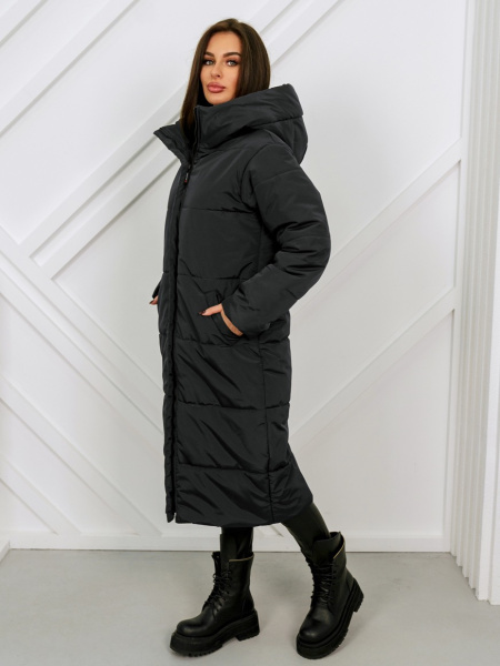 Пальто женское зимнее с капюшоном