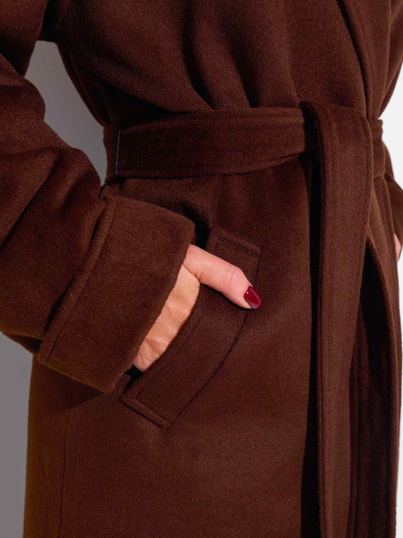 Двубортное женское пальто классическое, горький шоколад 