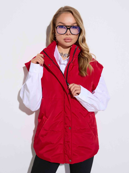 Жилет женский утепленный с поясом, красный