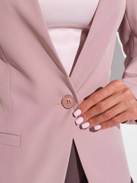 Жакет женский приталенный, темно-бежевый