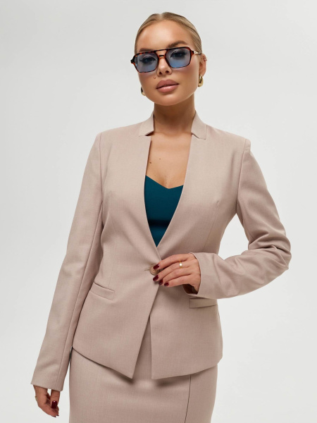 Жакет женский приталенный из вискозы