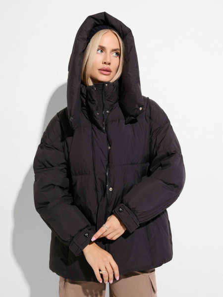 Зимний пуховик удлиненный с капюшоном, черный