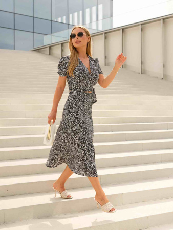 Блузка женская укороченная с рукавами-фонариками, черно-белая