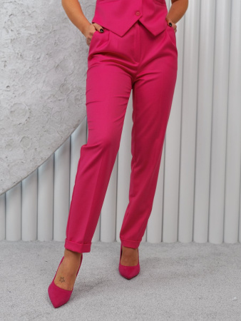 Брюки женские прямые с отворотами из вискозы, фуксия