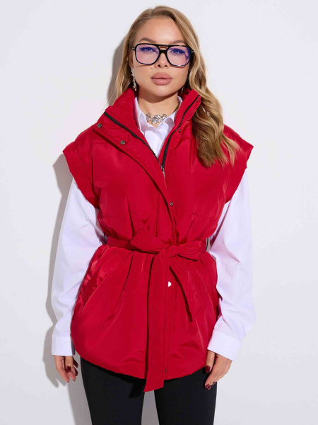 Жилет женский утепленный с поясом, красный