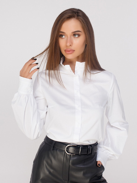 Блузка женская с воротником-стойкой