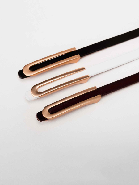 Ремень кожаный тонкий, черный