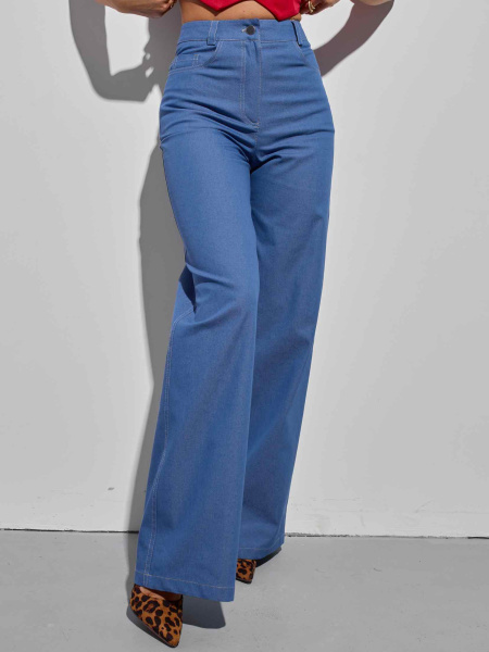 Джинсы трубы женские, голубые