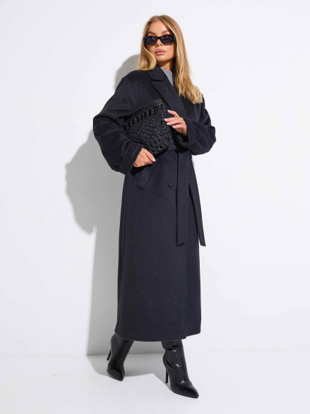 Двубортное женское пальто классическое