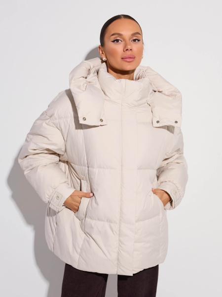 Зимний пуховик удлиненный с капюшоном, светло-серый