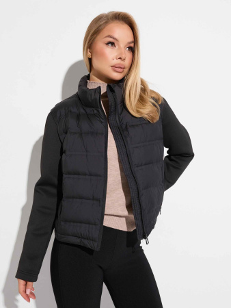 Женский демисезонный пуховик с рукавами из неопрена