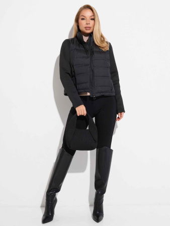 Женский демисезонный пуховик с рукавами из неопрена