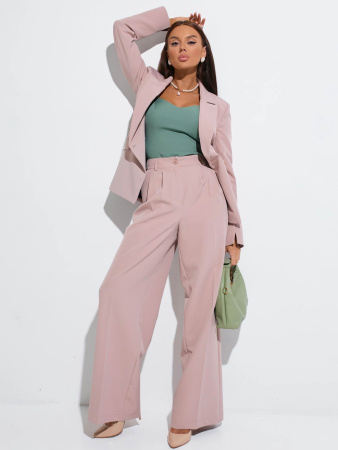 Жакет женский приталенный двубортный, темно-бежевый