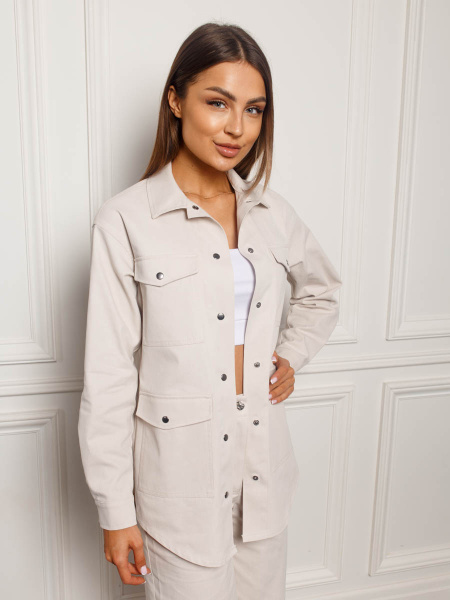 Куртка женская джинсовая с накладными карманами, бежевая