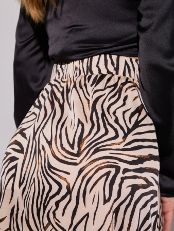 Юбка-миди с разрезом сбоку, бежево-черная зебра
