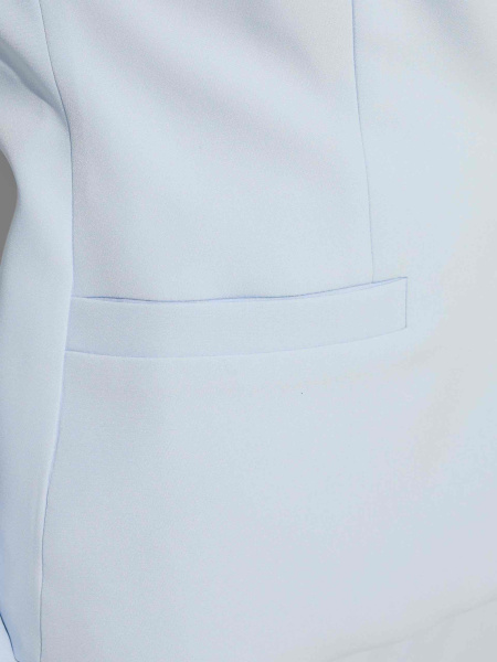 Жакет женский приталенный, светло-голубой