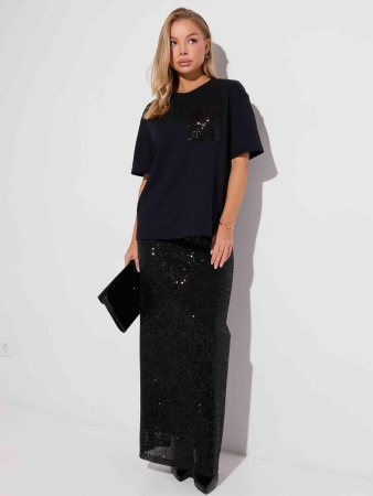 Костюм с футболкой и юбкой из пайеток