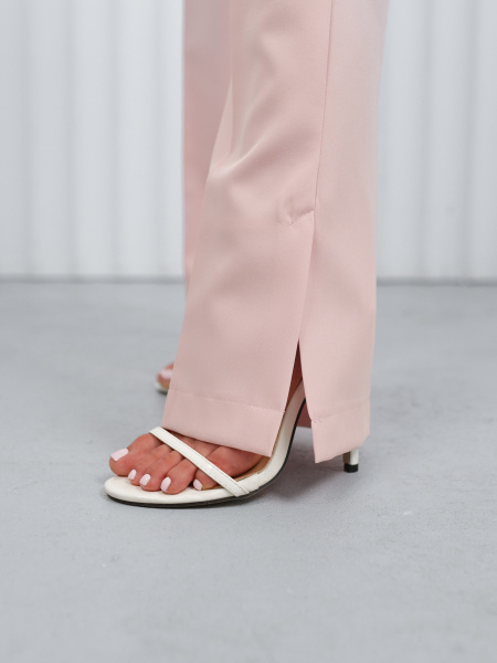 Брюки женские классические с разрезами сбоку, светло-розовые