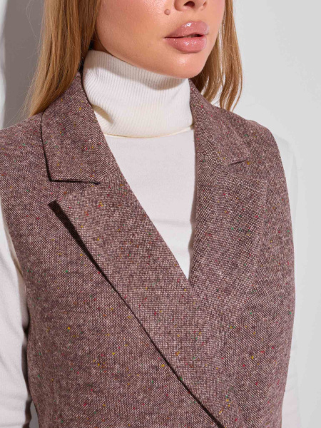 Жилет женский удлиненный двубортный из твида, коричневый 
