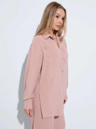 Рубашка женская с накладными карманами, бежевая