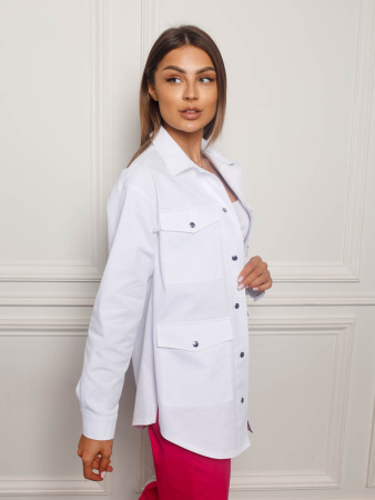 Куртка женская джинсовая с накладными карманами