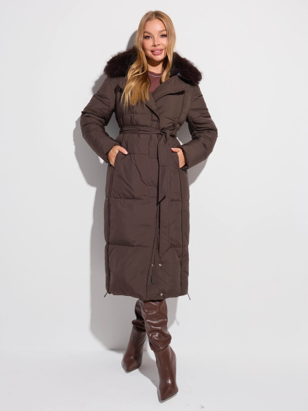 Зимнее пальто с капюшоном и меховым воротником, темный шоколад 