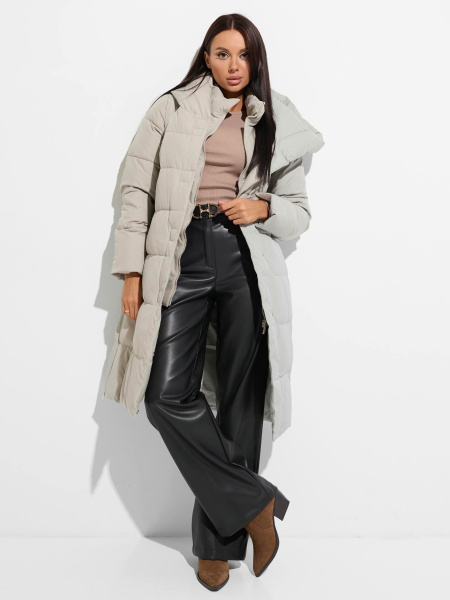 Зимнее пальто с капюшоном и съемным поясом, белое