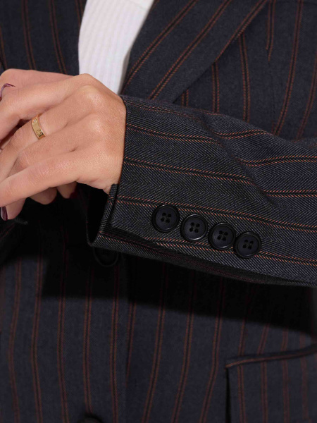 Жакет женский приталенный в полоску