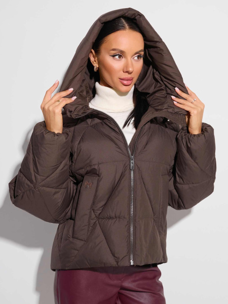 Зимний пуховик укороченный с капюшоном, темный шоколад