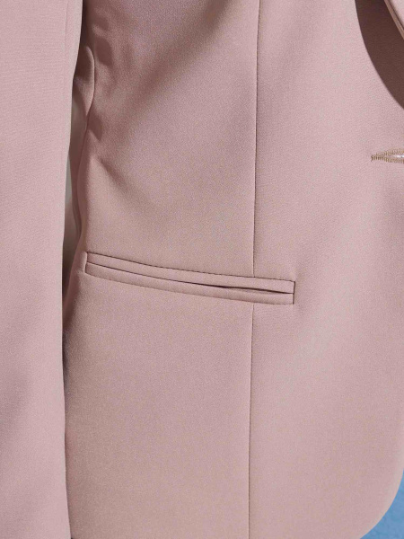 Жакет женский приталенный однобортный, темно-бежевый