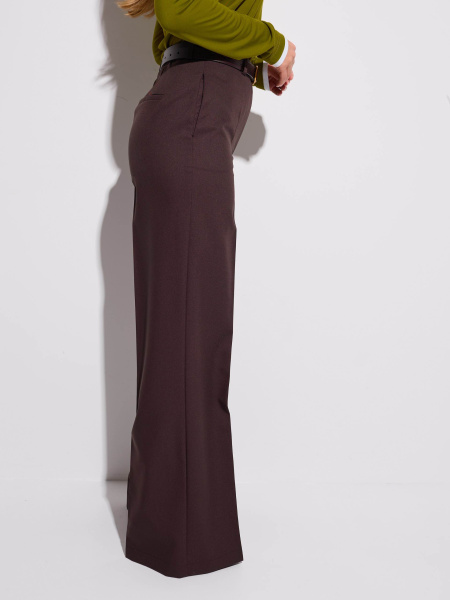 Брюки классические из вискозы с резинкой в поясе, горький шоколад 
