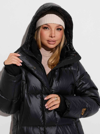 Женский пуховик с капюшоном удлиненный, черное золото