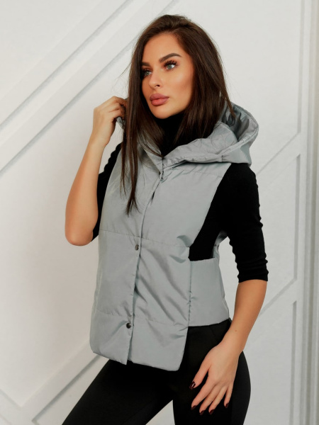 Жилет женский утепленный на синтепоне