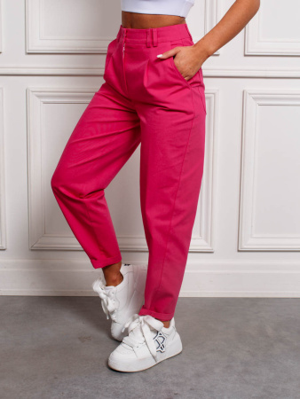 Джинсы-бананы женские